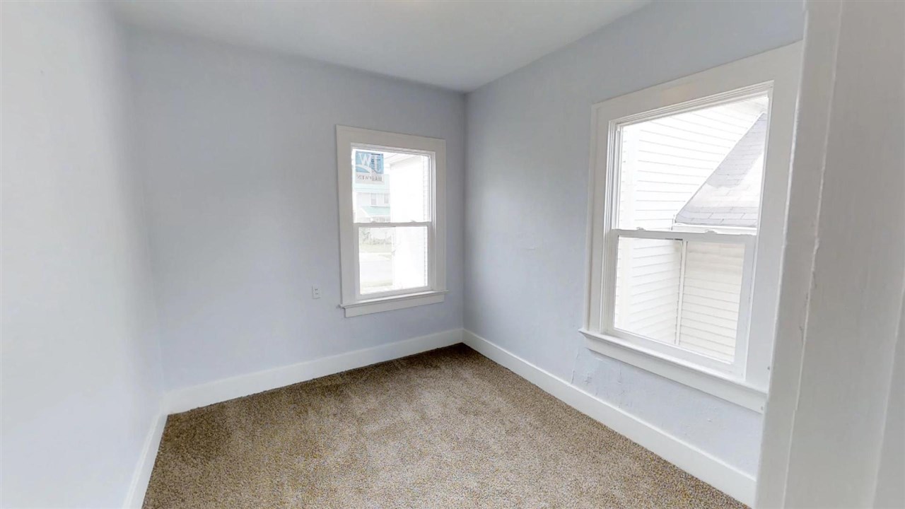 1421 Spring Street Fort Wayne, IN 46808 - Photo 9 of 25 Gallery Image 9