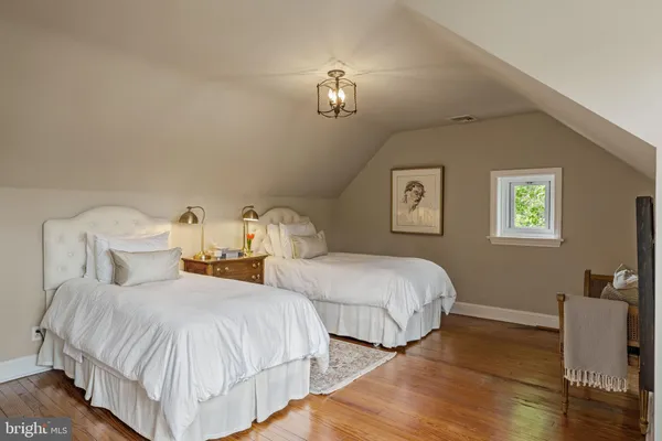 $825,000 | 7901 Cobden Road, Glenside, PA 19038