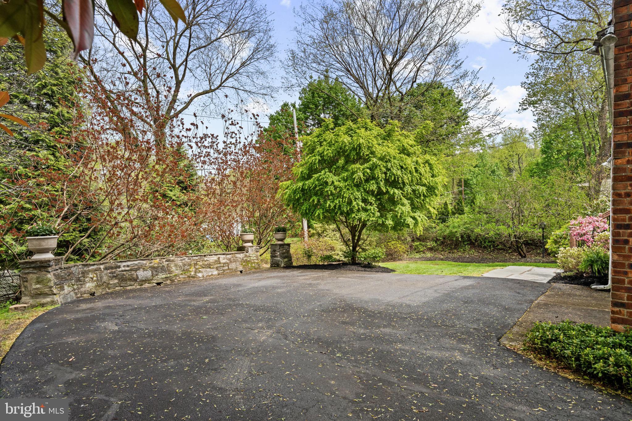 7901 Cobden Road Glenside, PA 19038 - Photo 39 of 43