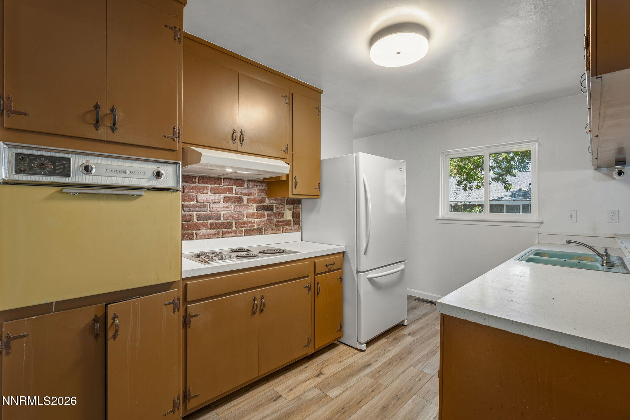 1310 Earl Drive Reno, NV 89503 - Photo 15 of 53 18-web-or-mls-_DSC6355
