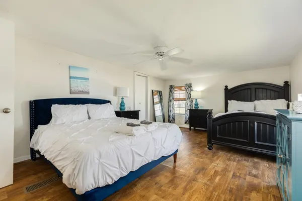 $368,000 | 922 Seashell Drive, Surfside Beach, TX 77541
