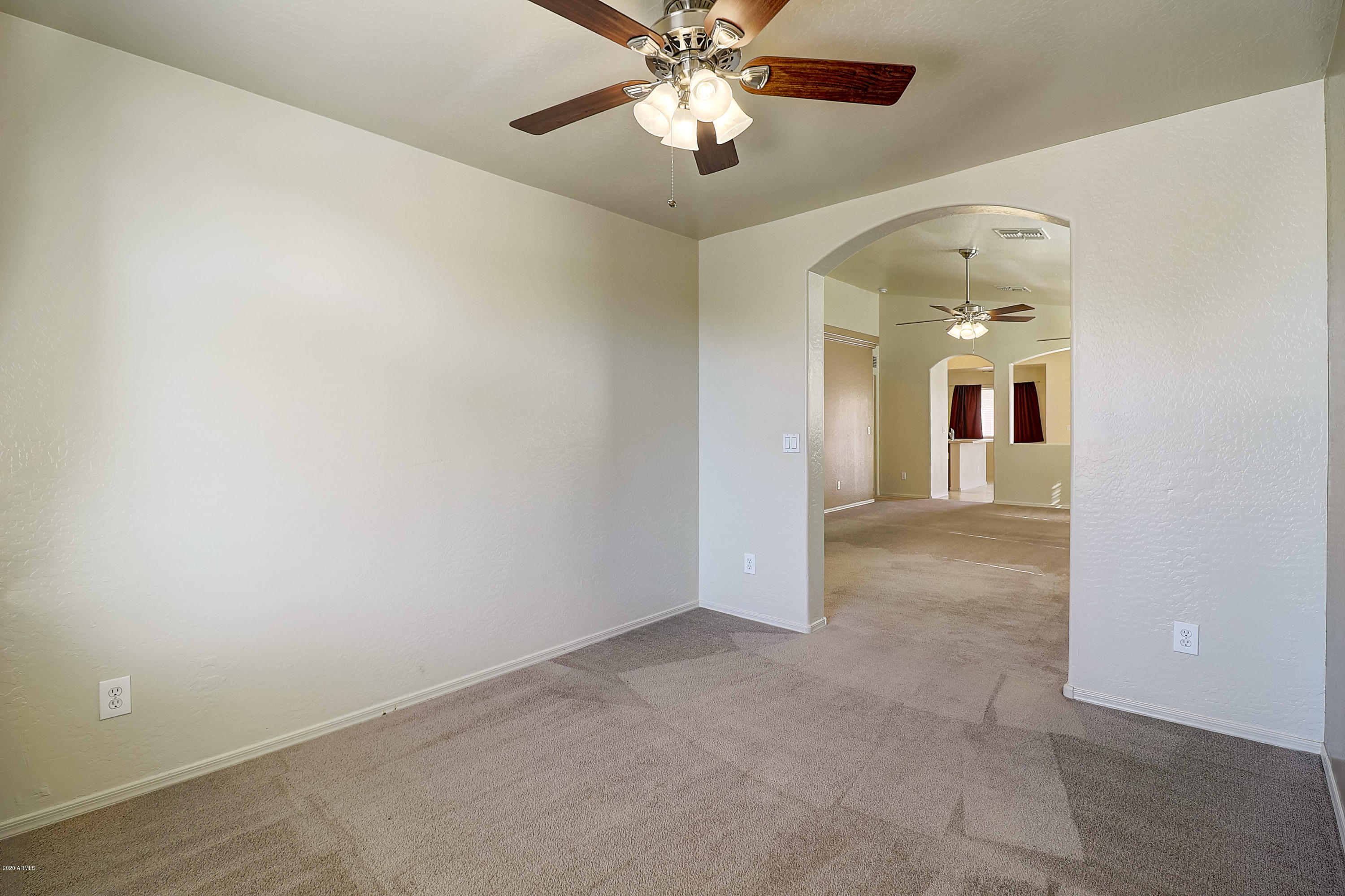 8461 West Riley Road Tolleson, AZ 85353 - Photo 8 of 25 en view interior of the house