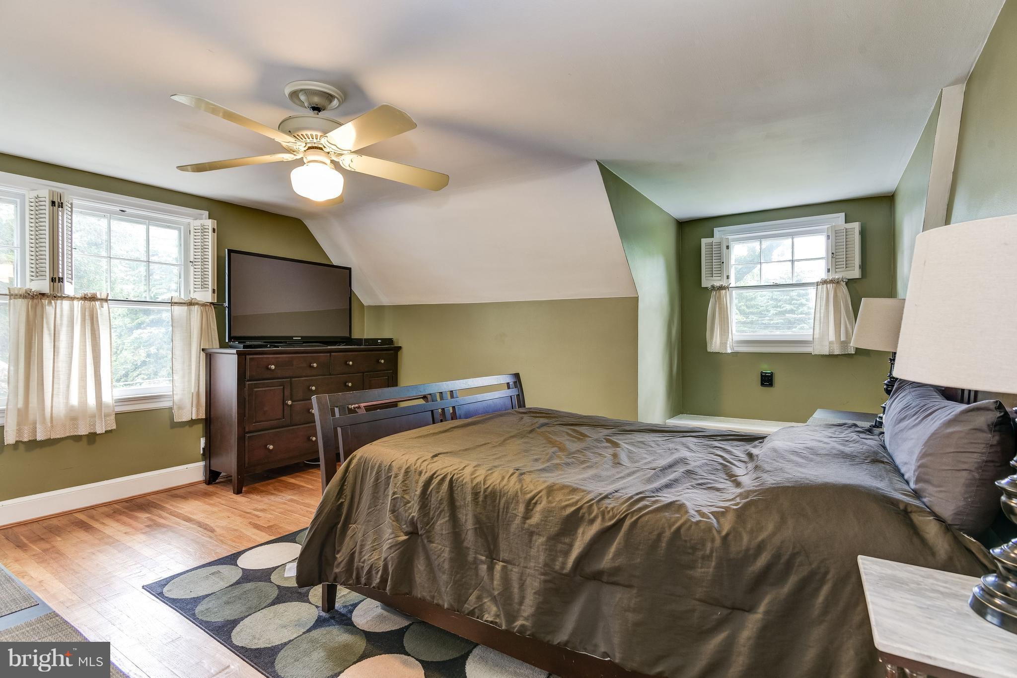 26804 Ridge Road Damascus, MD 20872 - Photo 15 of 30 Bedroom (Master)