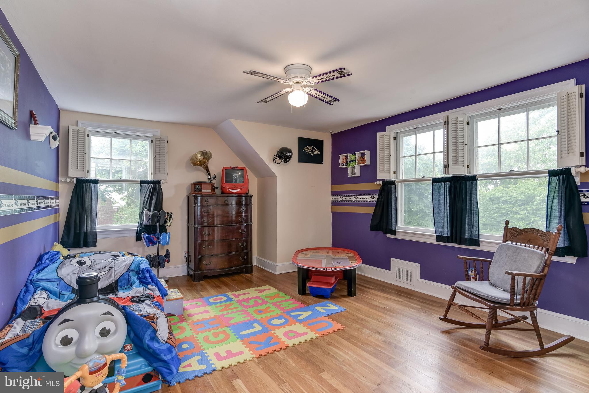 26804 Ridge Road Damascus, MD 20872 - Photo 23 of 30 Fourth Bedroom