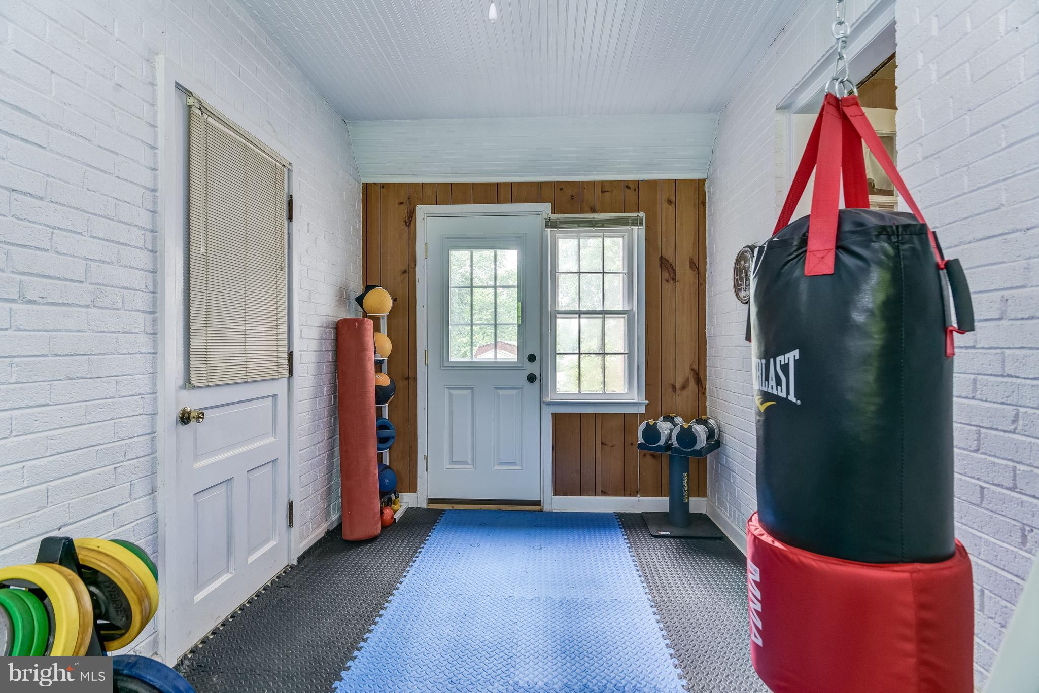 26804 Ridge Road Damascus, MD 20872 - Photo 7 of 30 Recreation Room (Breezeway)