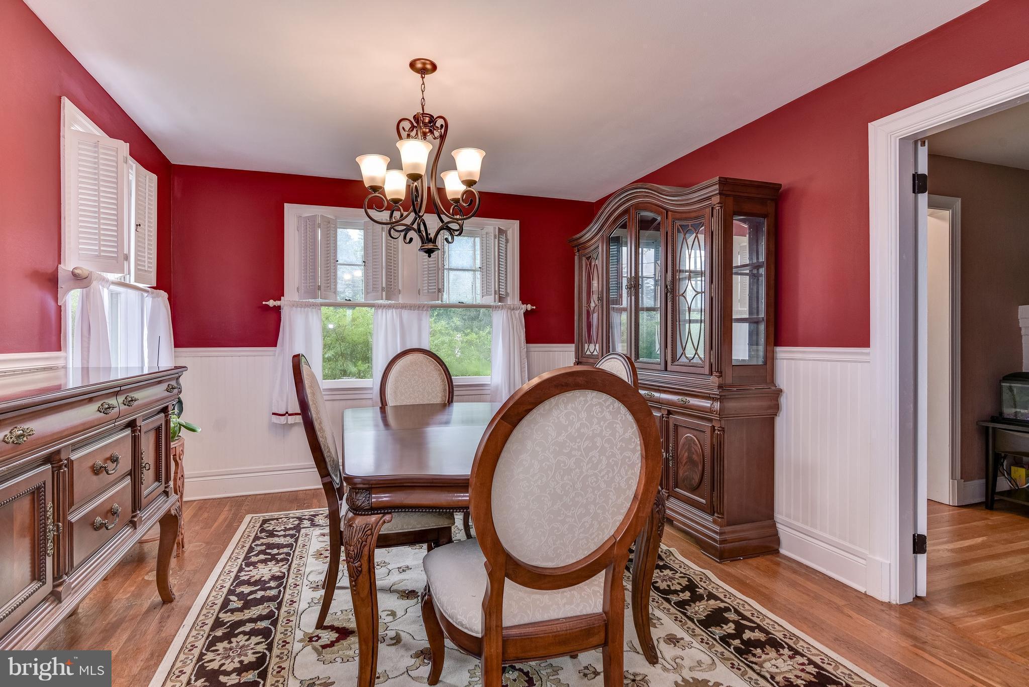 26804 Ridge Road Damascus, MD 20872 - Photo 9 of 30 Dining Room