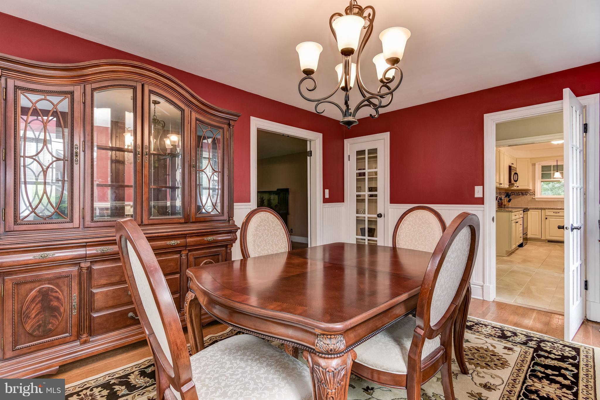 26804 Ridge Road Damascus, MD 20872 - Photo 10 of 30 Dining Room