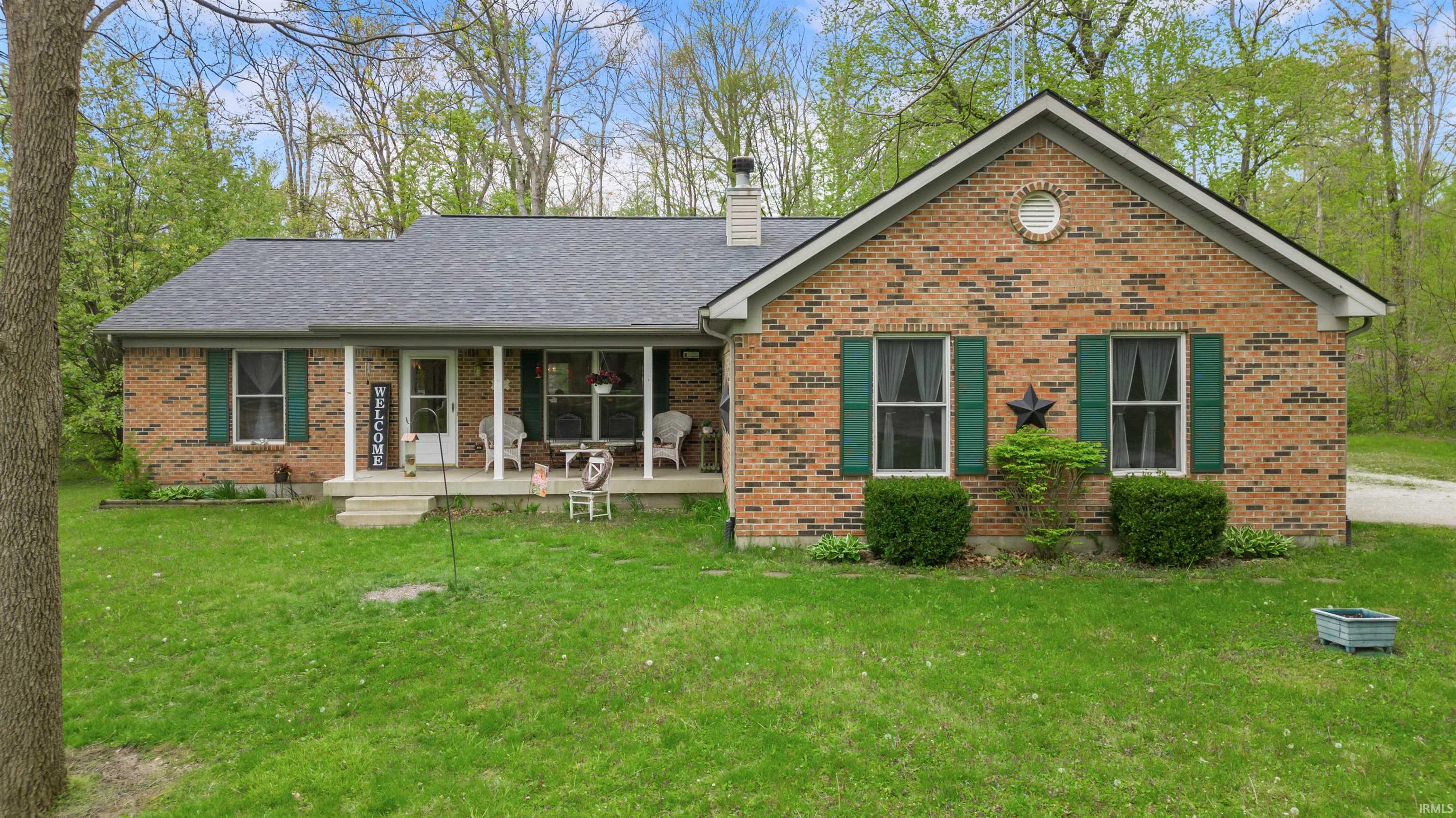 12104 North Meridian Road Logansport, IN 46947 - Photo 2 of 31