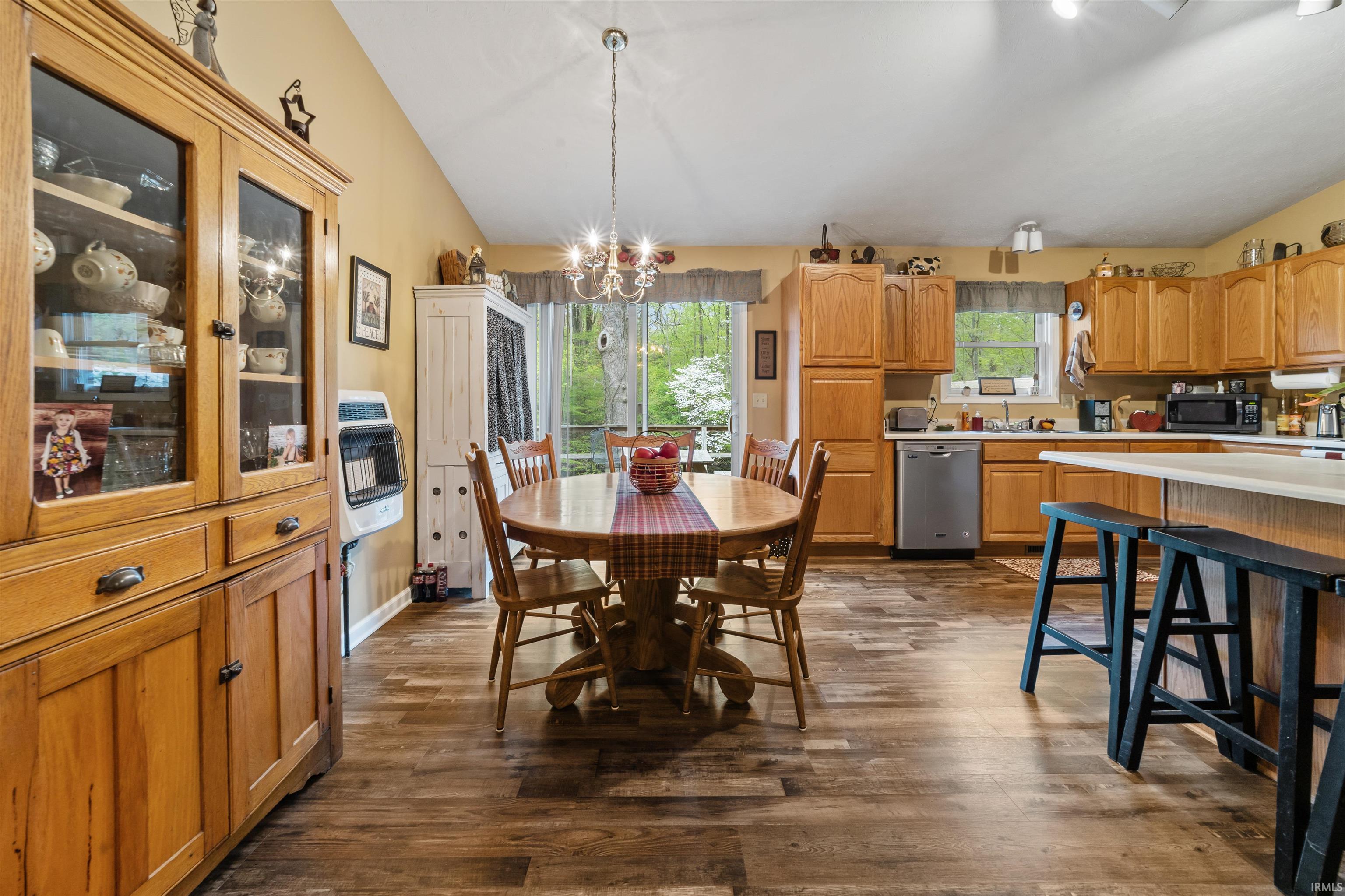 12104 North Meridian Road Logansport, IN 46947 - Photo 7 of 31