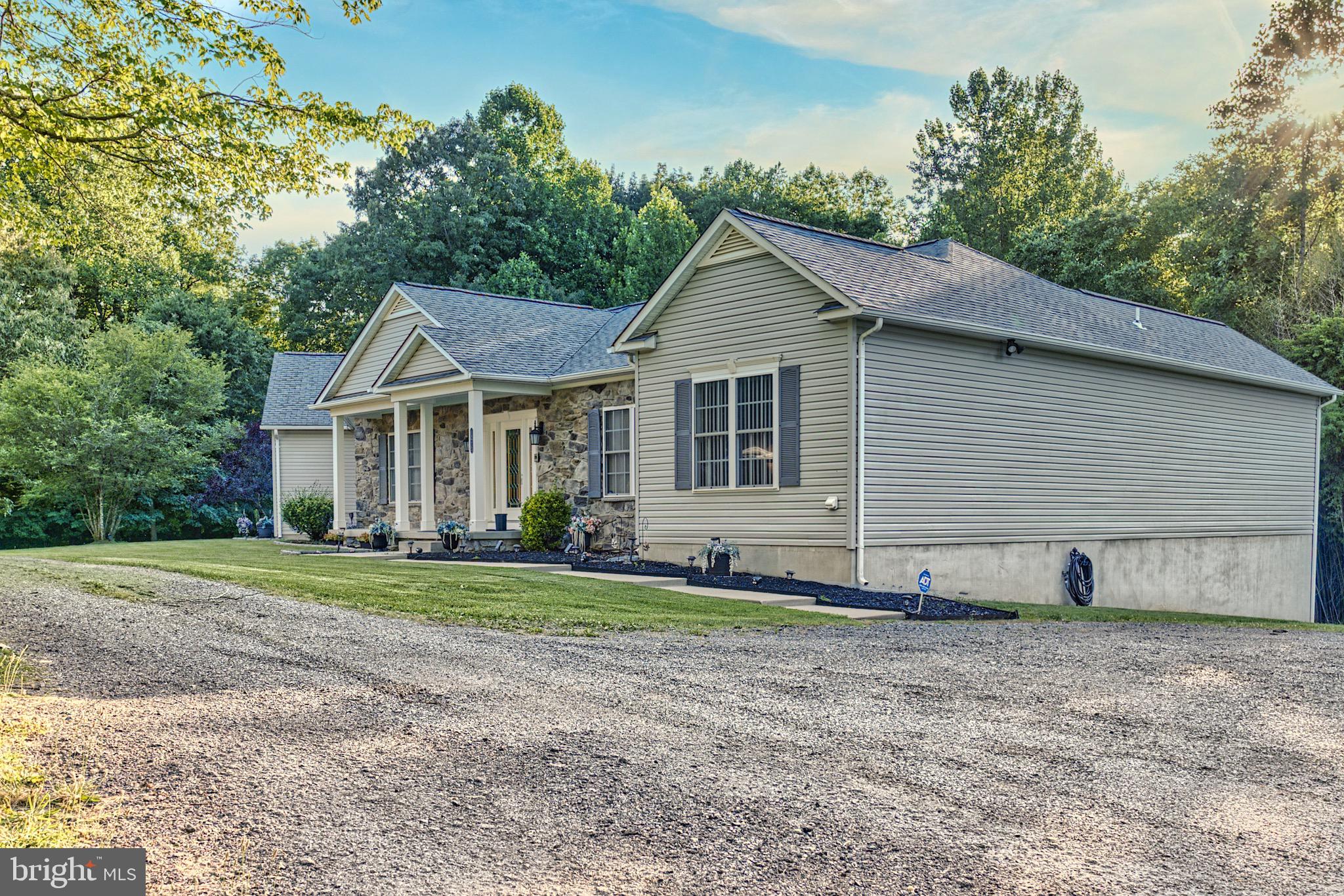 18213 Aquasco Road Brandywine, MD 20613 - Photo 3 of 45