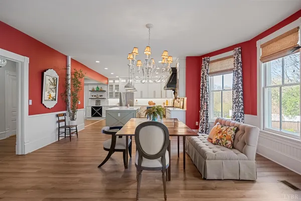 $985,000 | 1221 Oakwood Street, Bedford, VA 24523