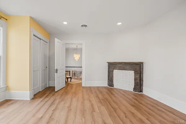 $985,000 | 1221 Oakwood Street, Bedford, VA 24523