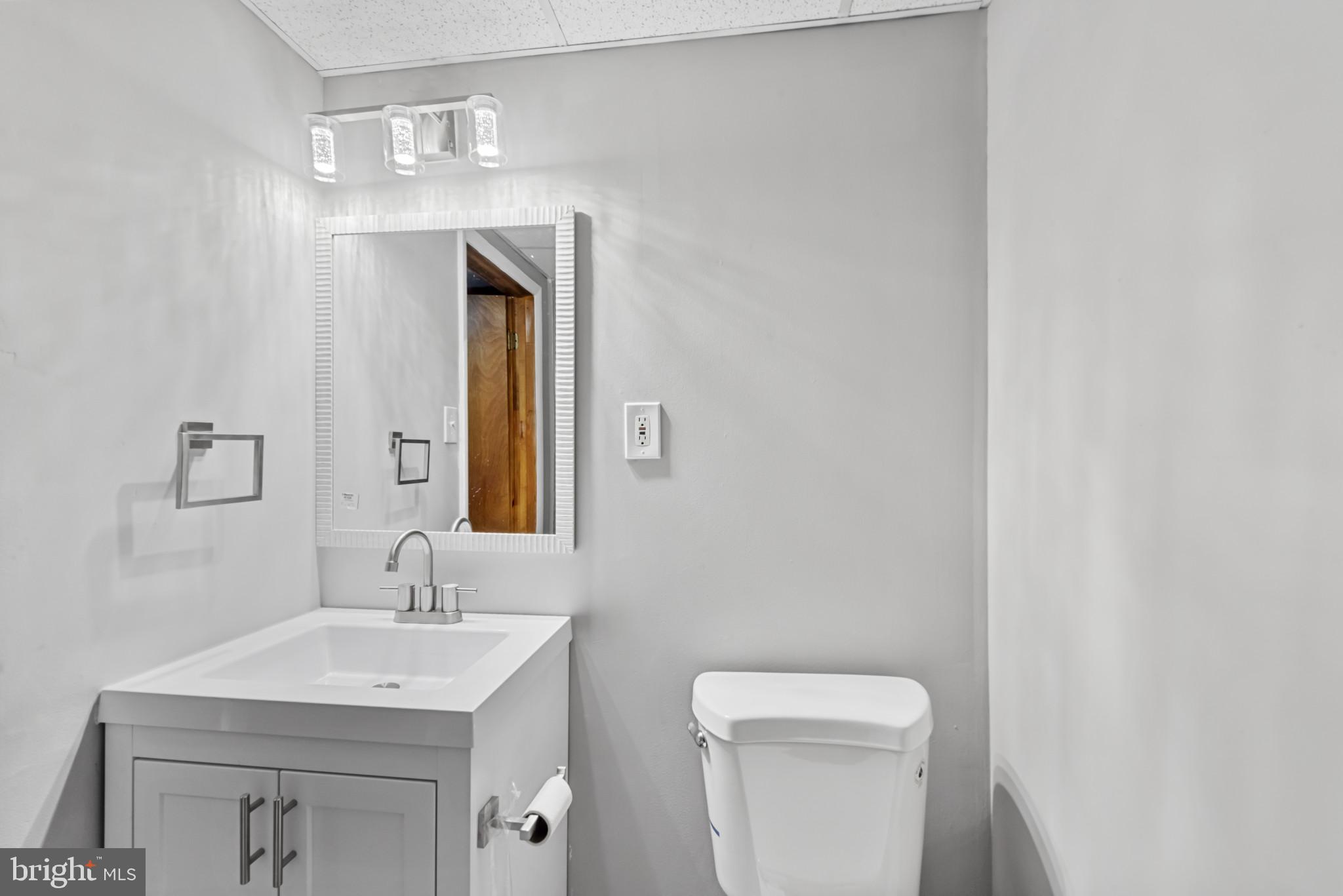 1234 Bush Road Abingdon, MD 21009 - Photo 15 of 38 Main Level Half Bath