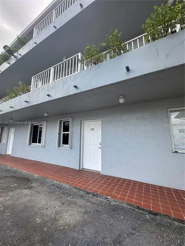 a view of an outdoor space