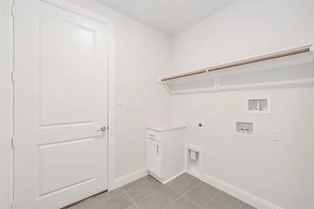 $2,150 | 9707 Thorncrown Lane, Fort Worth, TX 76179