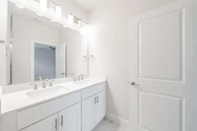 $2,150 | 9707 Thorncrown Lane, Fort Worth, TX 76179