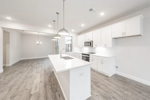 $2,150 | 9707 Thorncrown Lane, Fort Worth, TX 76179