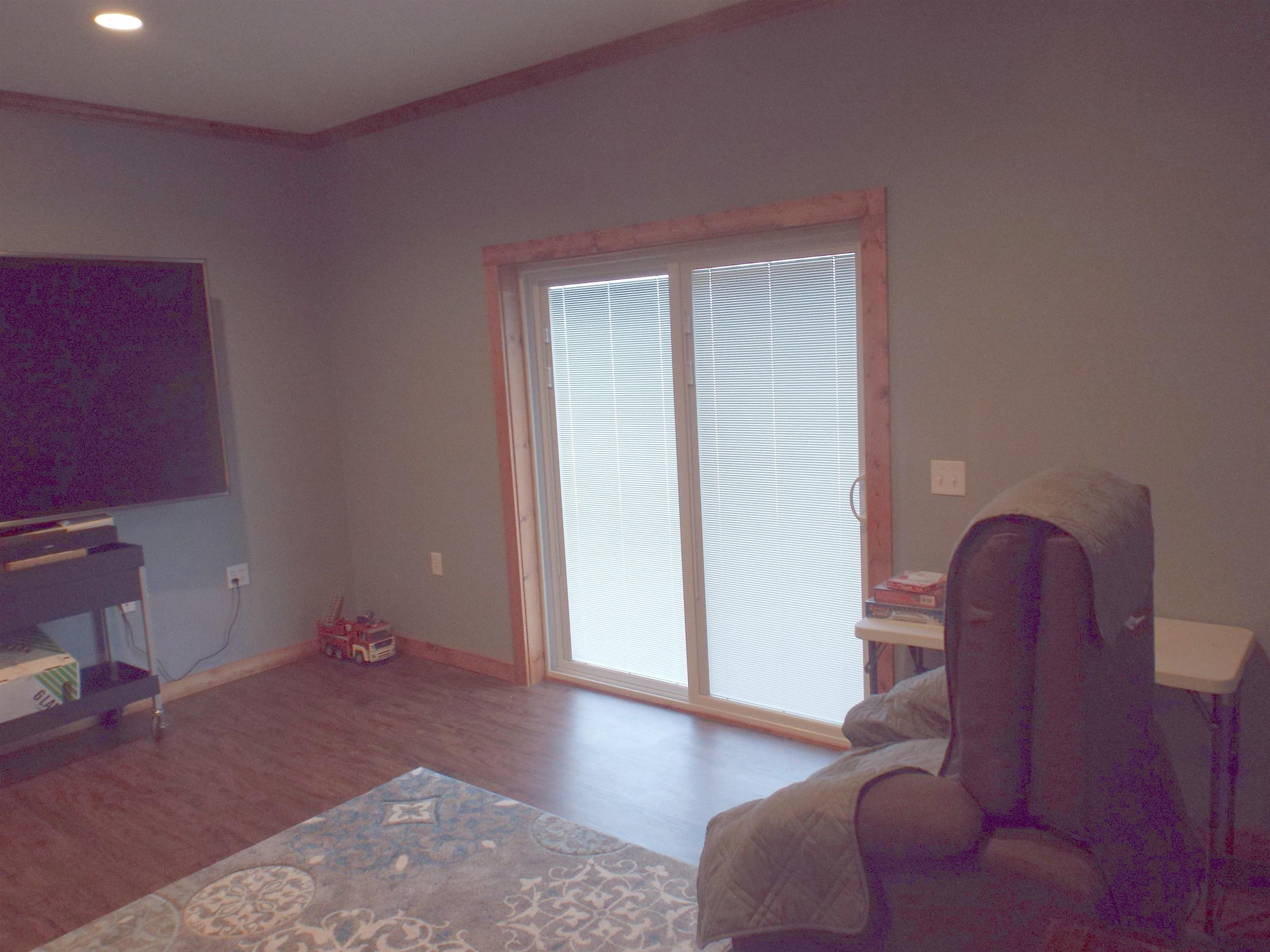 17365 Corbett Road Mount Carroll, IL 61053 - Photo 5 of 19 Gallery Image 5