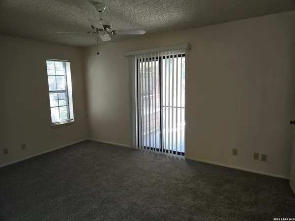 $1,100 | 4212 Medical Drive, Unit 903, San Antonio, TX 78229