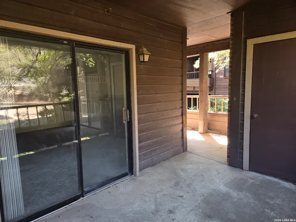 $1,100 | 4212 Medical Drive, Unit 903, San Antonio, TX 78229