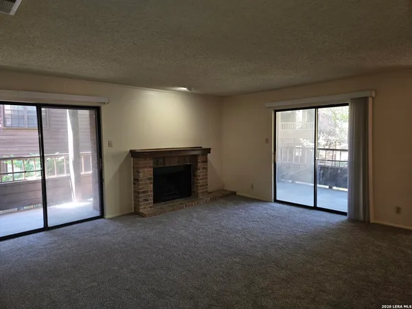 $1,100 | 4212 Medical Drive, Unit 903, San Antonio, TX 78229