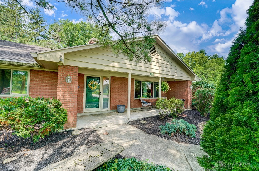 225 Davis Road Centerville, OH 45459 - Photo 8 of 70