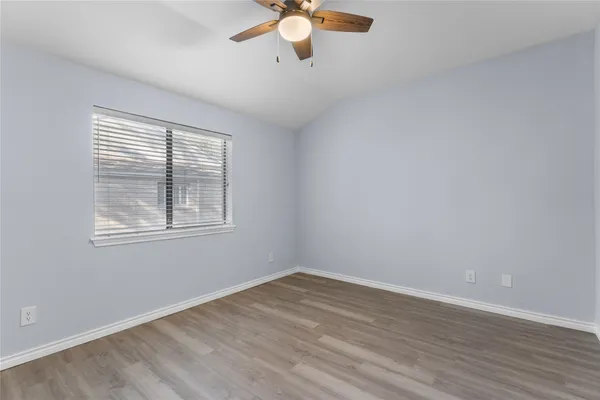 $166,500 | 3500 Tangle Brush Drive, Unit 200, The Woodlands, TX 77381