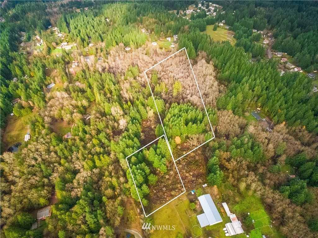 7935 Van Decar Road Southeast Port Orchard, WA 98367 - Photo 3 of 24 Gallery Image 3