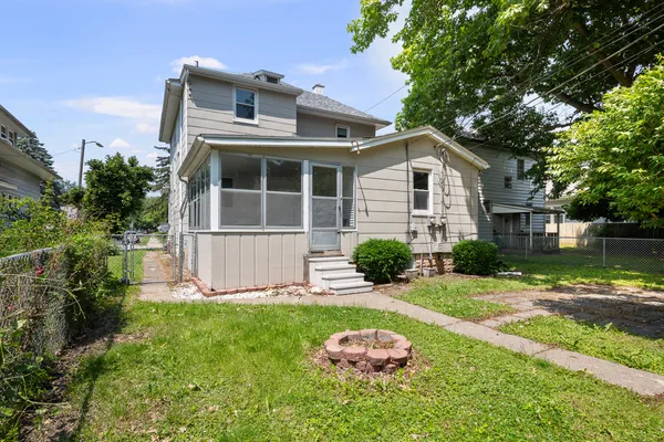 $149,900 | 2428 18th Avenue, Rock Island, IL 61201