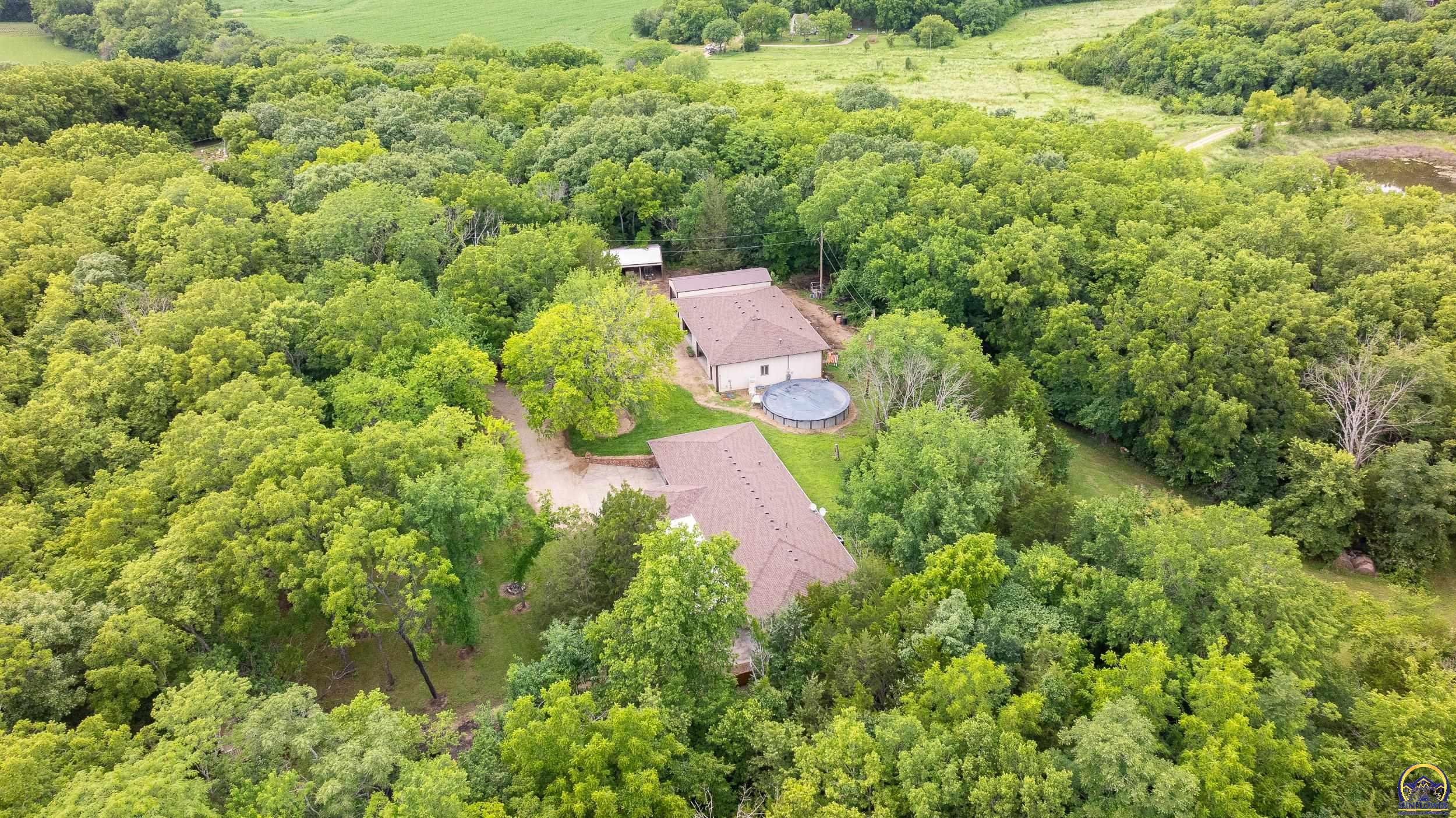 1757 Buck Creek Road Perry, KS 66073 - Photo 16 of 90