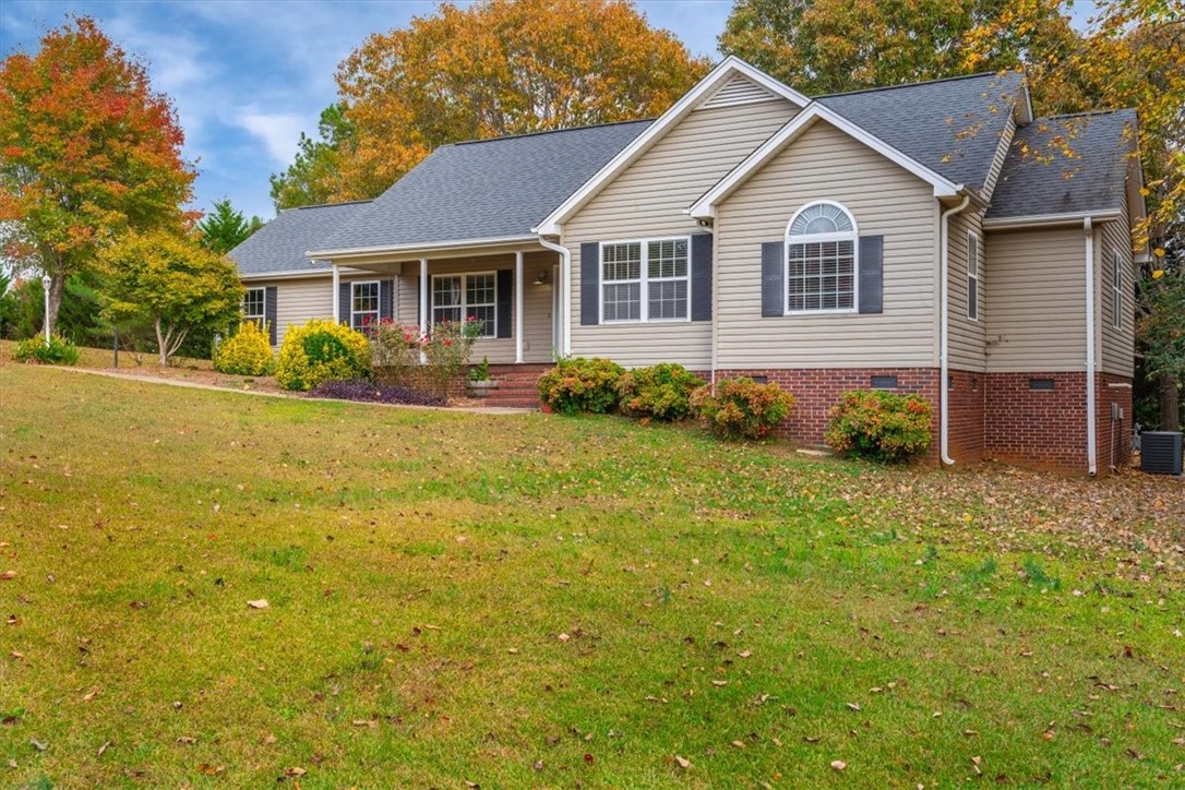 106 Briar Ridge Liberty, SC 29657 - Photo 3 of 22