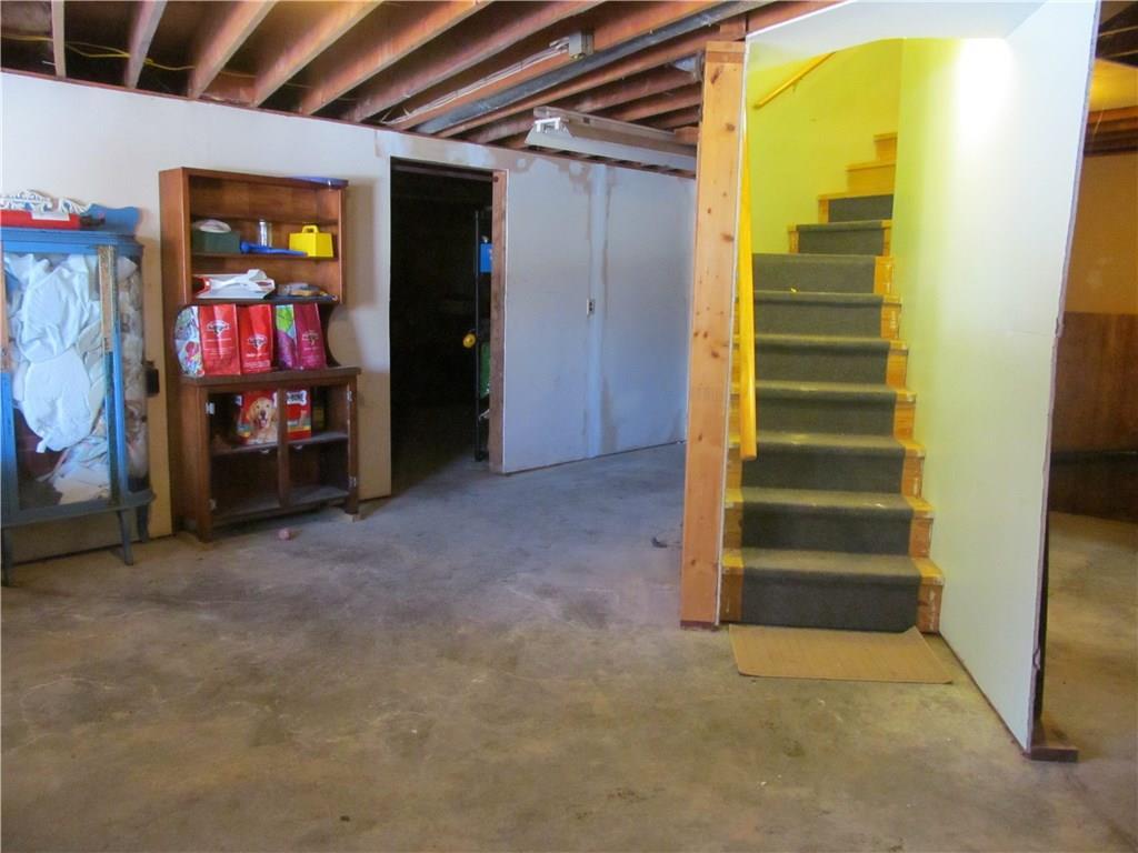 81 Hanley Road Pittston, ME 04345 - Photo 28 of 35 Basement walk out door is directly...