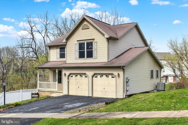 $375,000 | 576 Kelker Street, Harrisburg, PA 17111