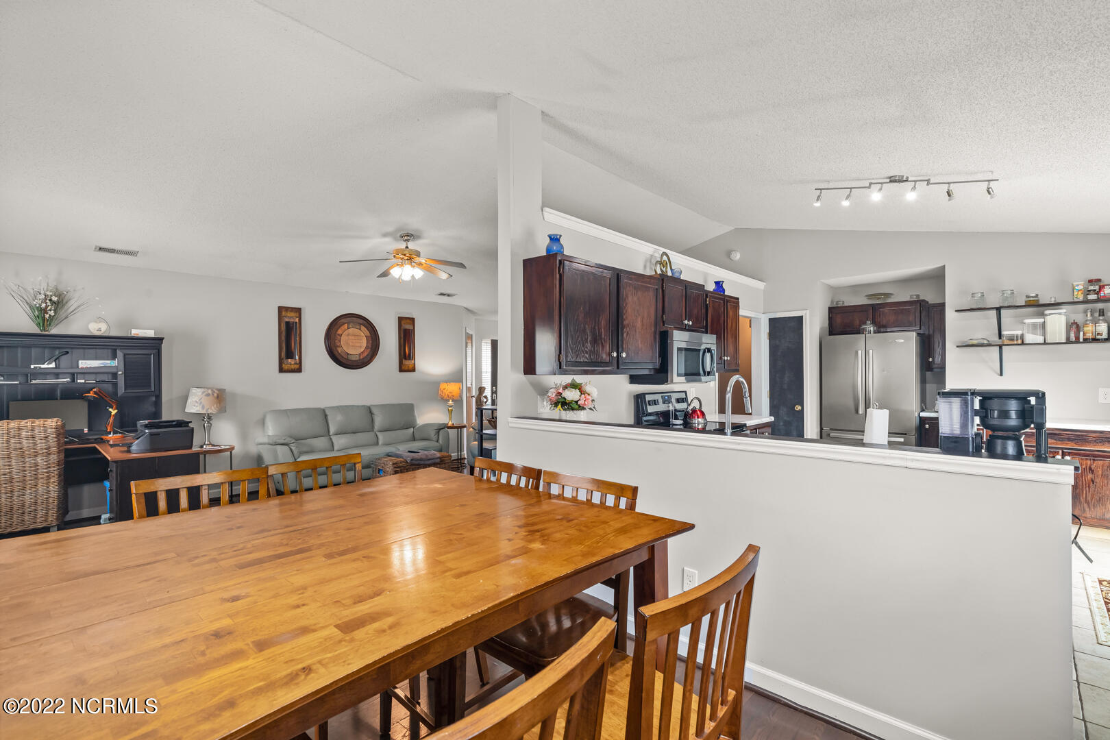 337 Steller Road Jacksonville, NC 28540 - Photo 11 of 40 11