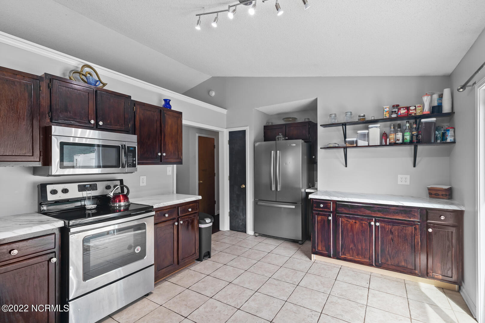 337 Steller Road Jacksonville, NC 28540 - Photo 15 of 40 15
