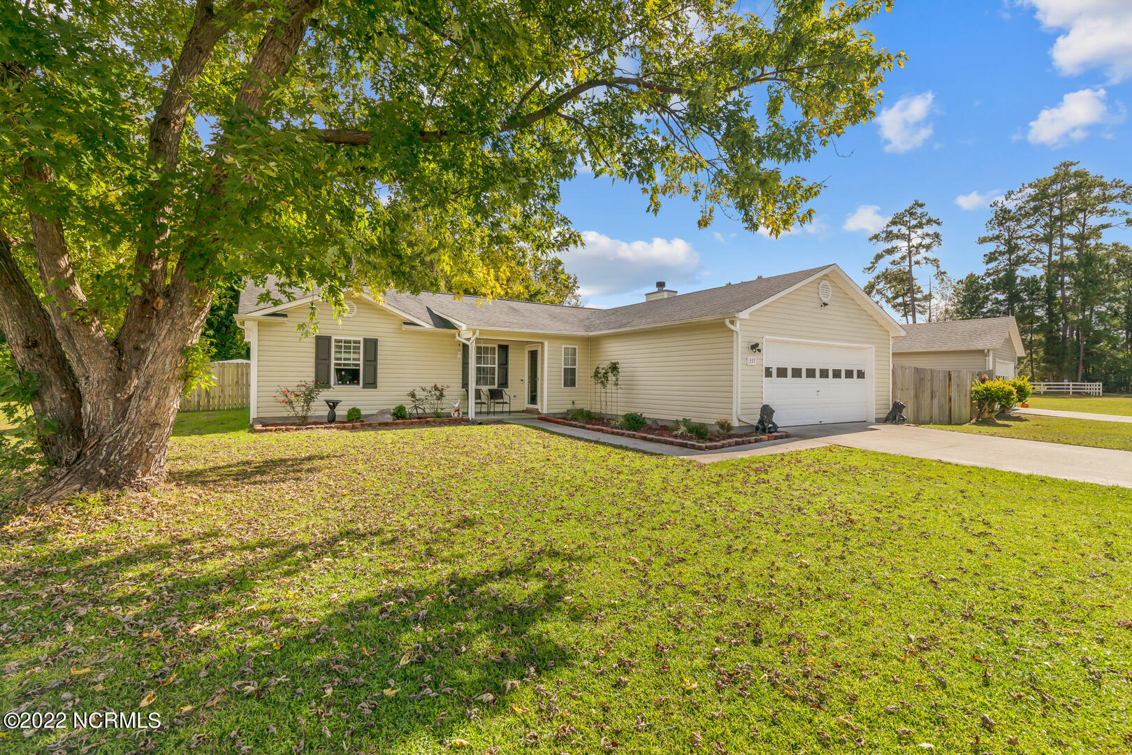 337 Steller Road Jacksonville, NC 28540 - Photo 3 of 40 3