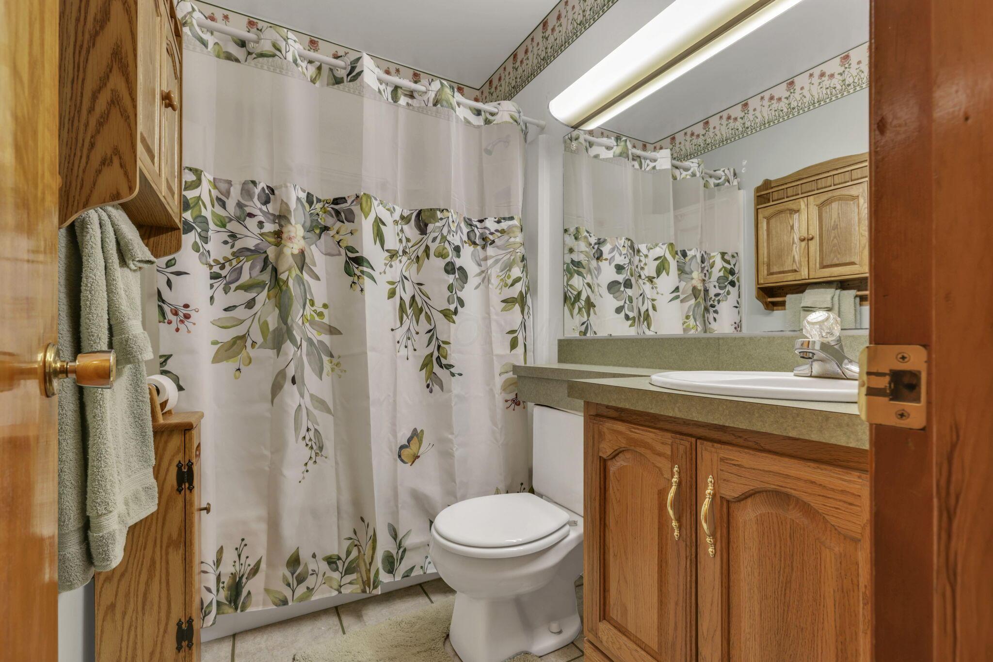 1996 Borror Road Grove City, OH 43123 - Photo 39 of 54 29-web-or-mls-IMG_1097