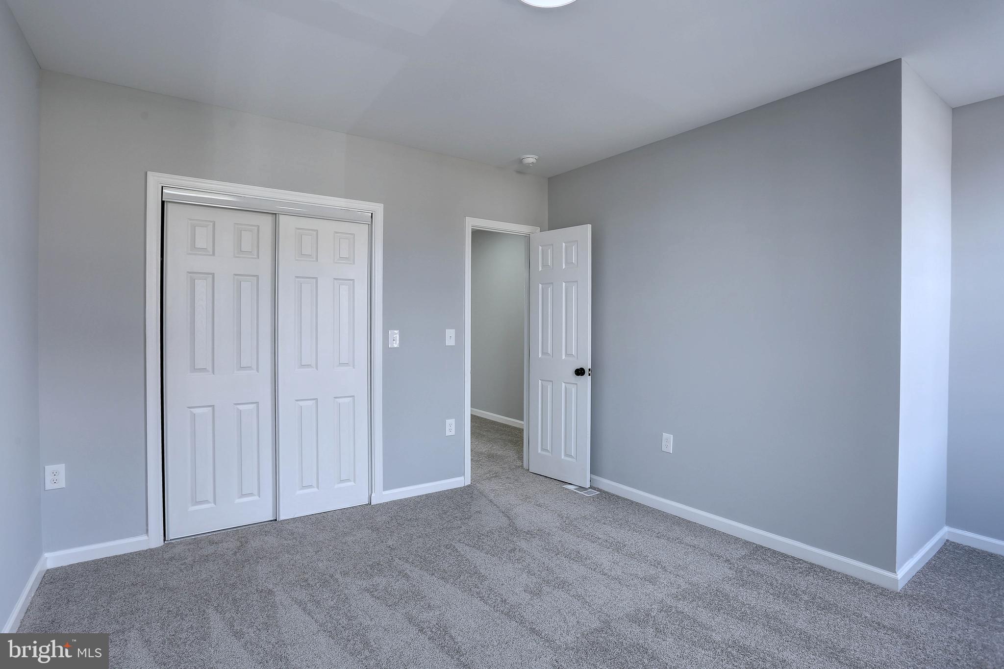 149 North Monastery Avenue Baltimore, MD 21229 - Photo 13 of 25