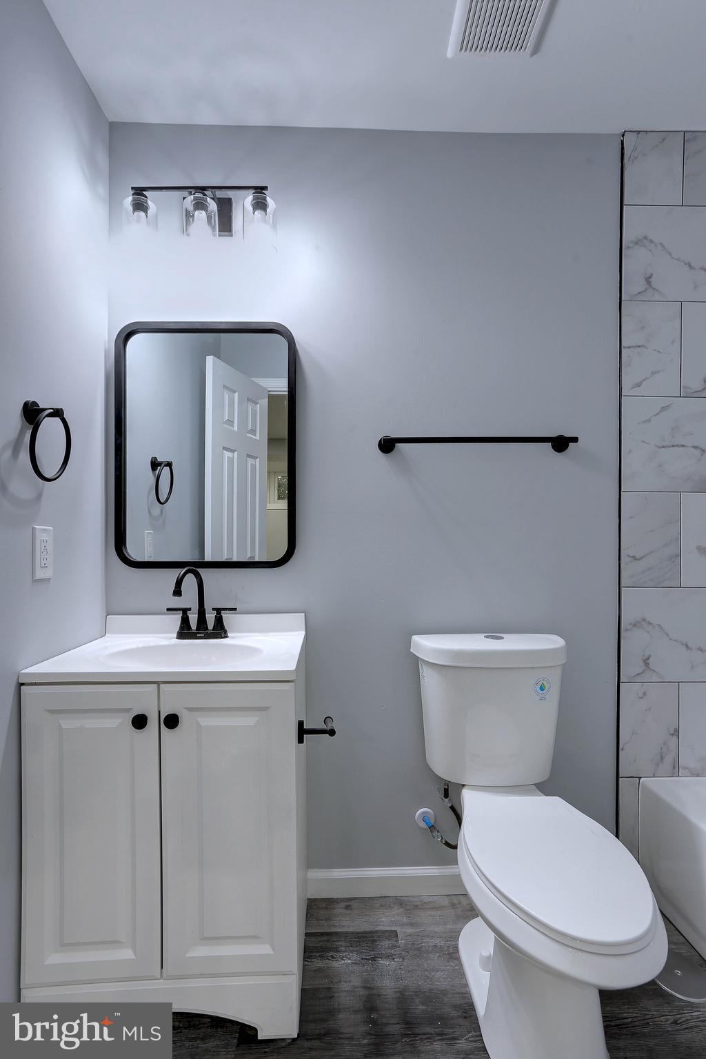 149 North Monastery Avenue Baltimore, MD 21229 - Photo 19 of 25