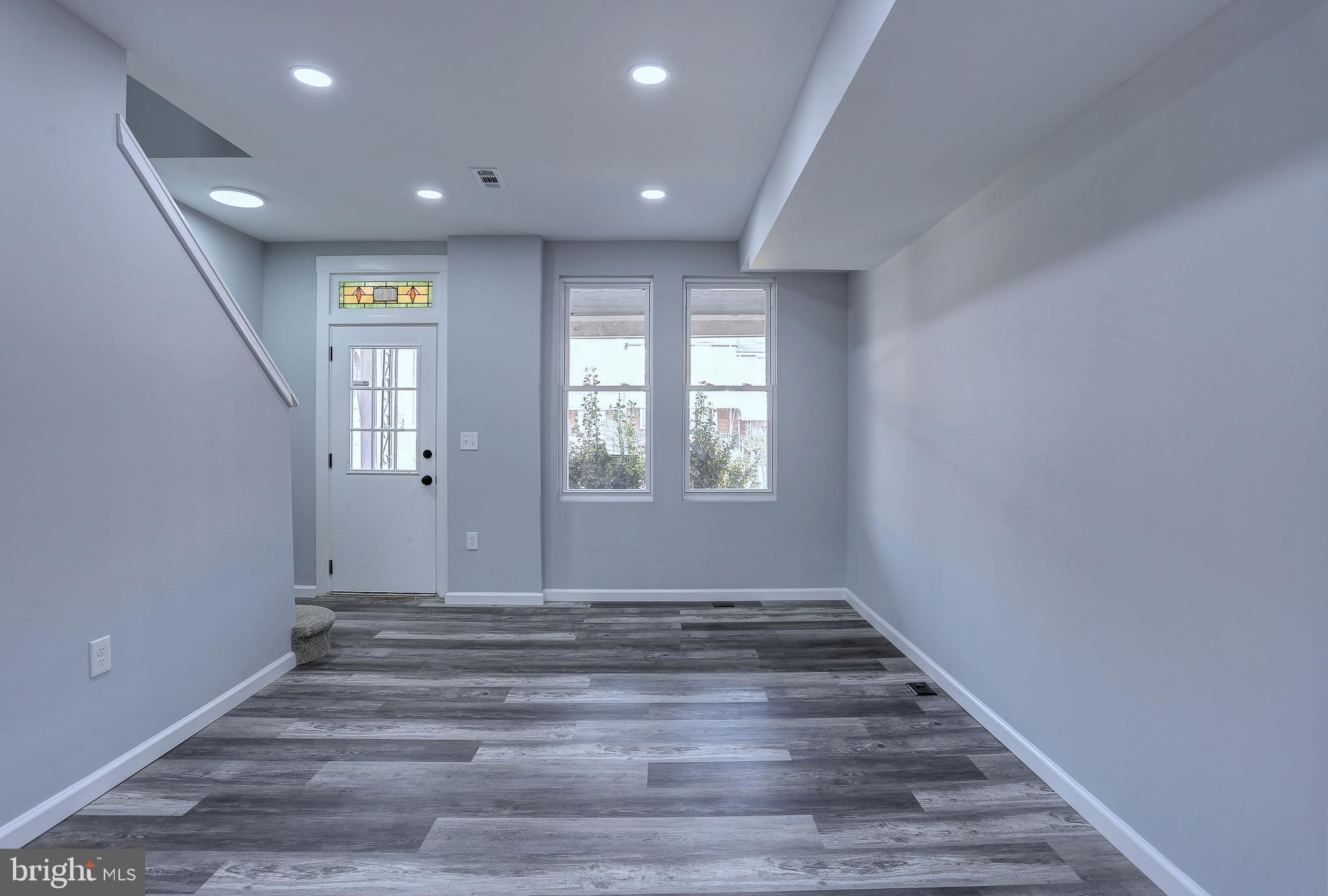 149 North Monastery Avenue Baltimore, MD 21229 - Photo 6 of 25