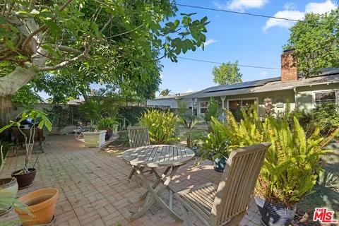 $990,000 | 7667 Chisholm Avenue, Van Nuys, CA 91405