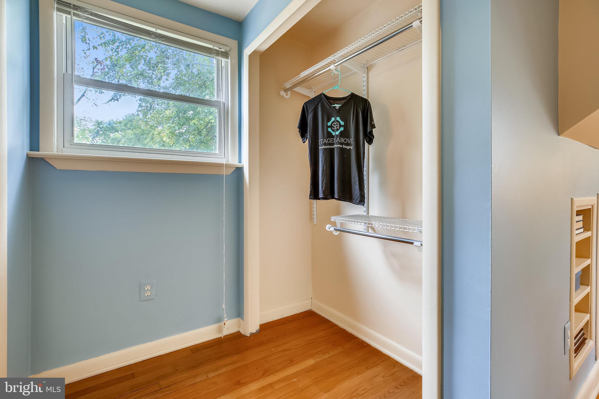 1008 Robin Road Silver Spring, MD 20901 - Photo 18 of 36 Roomy second bedroom closet