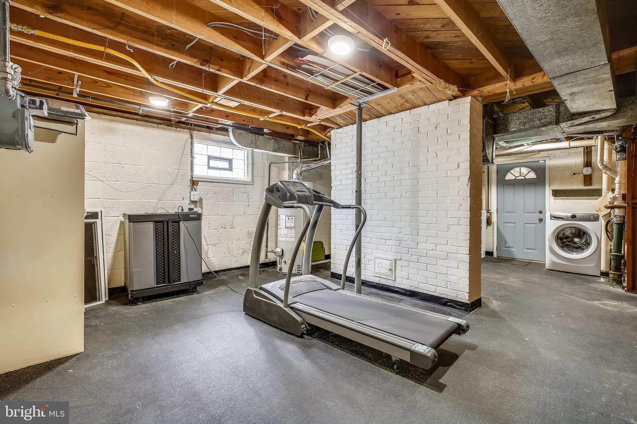 1008 Robin Road Silver Spring, MD 20901 - Photo 28 of 36 Huge area perfect for storage or home gym