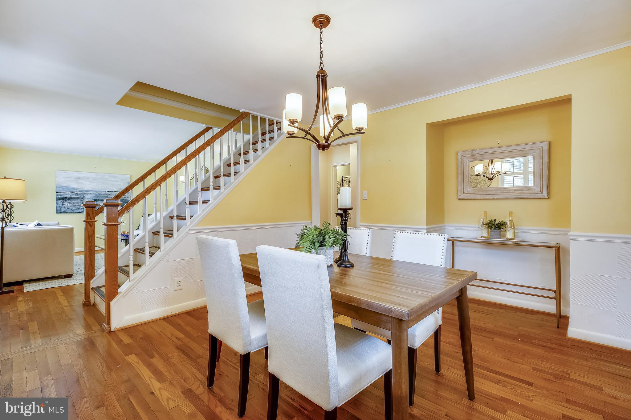 1008 Robin Road Silver Spring, MD 20901 - Photo 8 of 36 Generous dining room w/hardwood floors