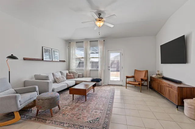 $2,200 | 137 Red Sun Drive, Kyle, TX 78640