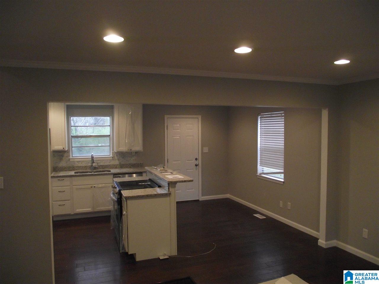 504 Elm Street Southwest Bessemer, AL 35022 - Photo 3 of 23