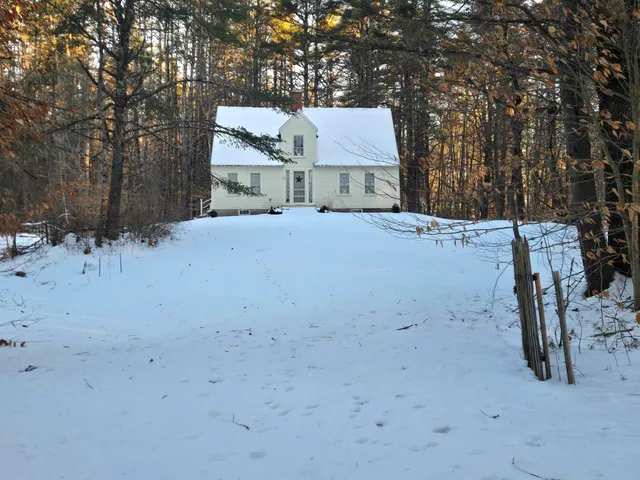 $250,000 | 148 Hobbs Road, Effingham, NH 03882