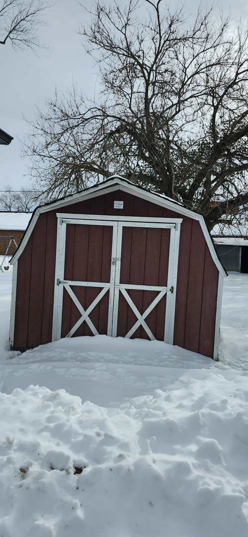 209 West Florence Street Sesser, IL 62884 - Photo 3 of 8