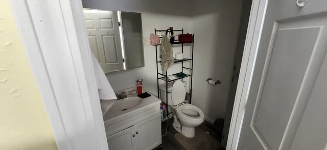 $60,000 | 209 West Florence Street, Sesser, IL 62884