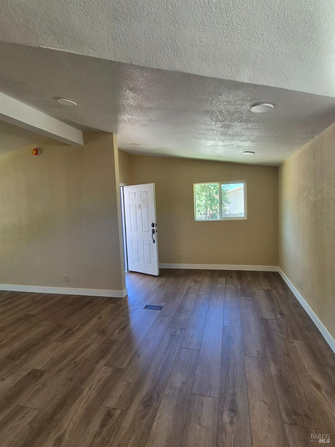 28 Donna Drive Santa Rosa, CA 95403 - Photo 14 of 15